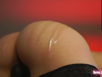 girl plump_bums image #4358854