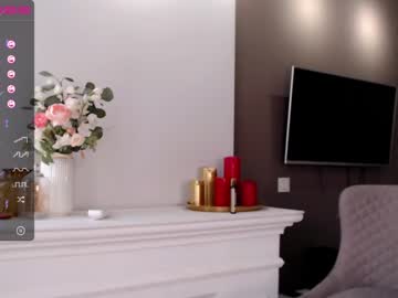 girl small_blondee image #1765484