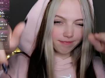 girl small_blondee image #5578689