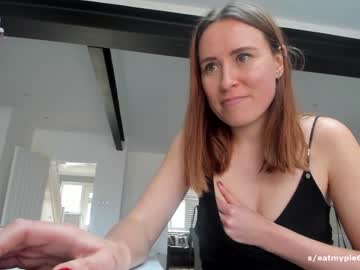 girl eatmypie69 image #3931158