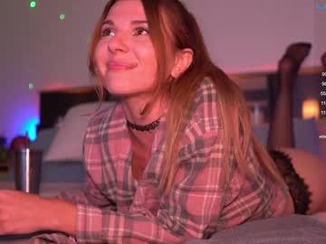girl sweetkira555 image #3811328