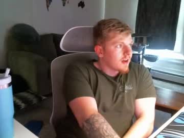 bigassblondboy19 sex webcam