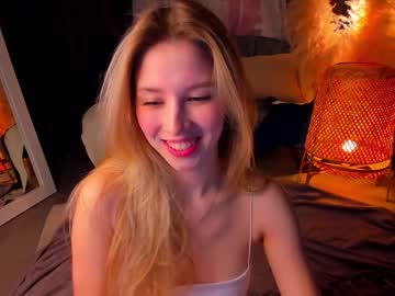 girl milablush image #6031547