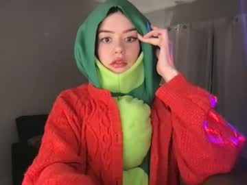 girl littlesugarpea image #5876477