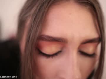 girl shy_jane image #2110120