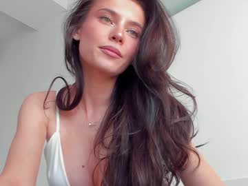 girl isia_slay image #6359900