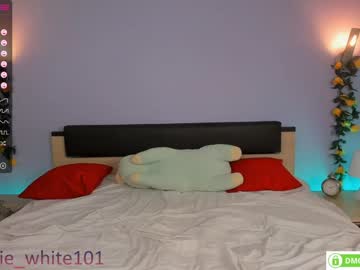 girl foxhilary image #2081035