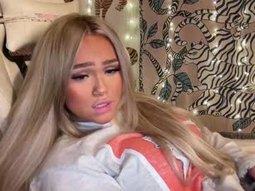 girl ari_02 image #5273693