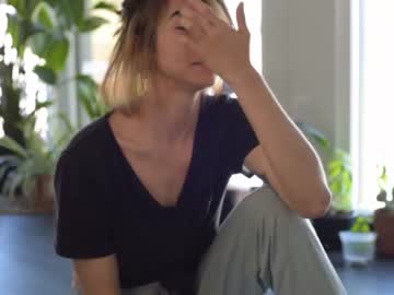 girl lizmreow image #1732016