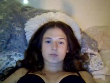 ariababyy sex webcam