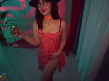 girl excitease image #2609480