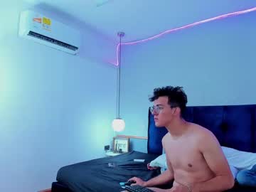 catchingstraight sex webcam