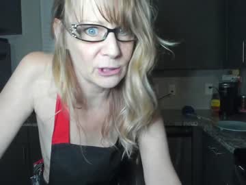 girl emberpheonixxx image #4877270