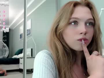 girl small_blondee image #2198970