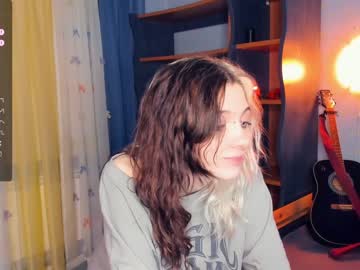 girl deliaderrick image #6384860