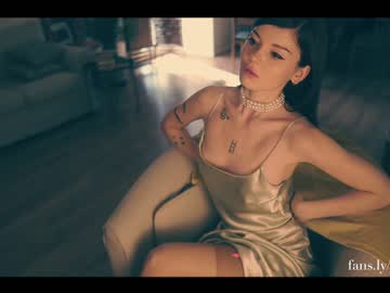 girl auddicted image #2215422