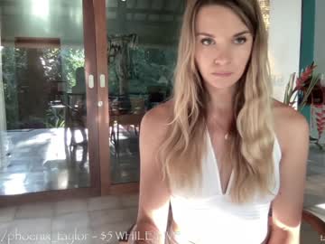 girl phoenix_taylor image #2980662