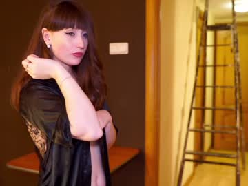 girl xxx_downtown_xxx image #985041