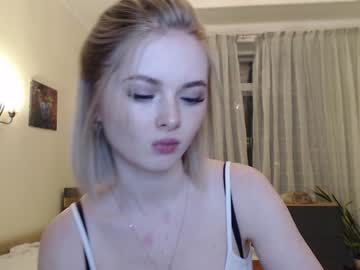 girl yvaine777 image #1099412