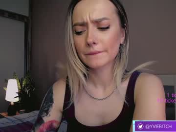 girl _yvie_ image #3528684