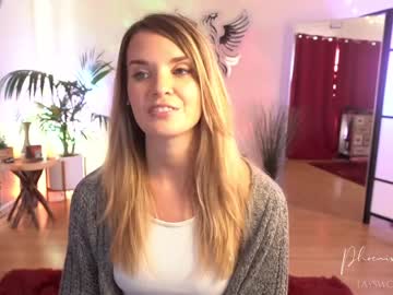girl phoenix_taylor image #6083605