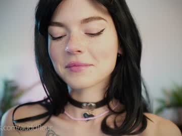 girl auddicted image #140366