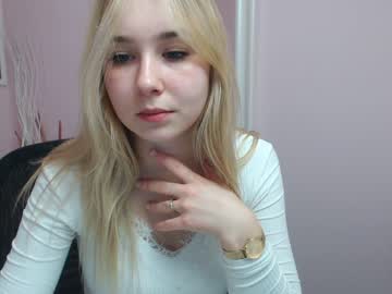 girl lila_page image #1097670