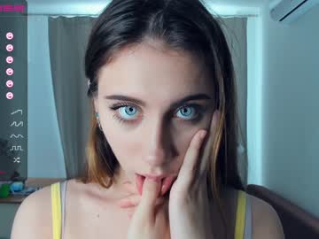 girl il0_vee image #4221749