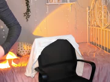 girl linellali image #2454229