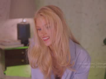 girl _2strangers image #2415523