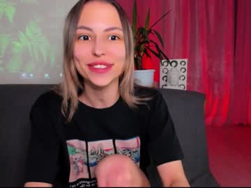 girl shimmybin image #3869024