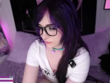 girl crimsonkitten image #10027