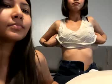 xoxoaria25 sex webcam