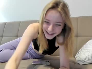 girl olli_ver image #2983836