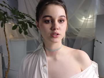 girl lornabyfield image #6359320