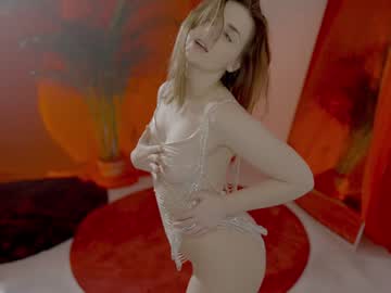 girl excitease image #3427961