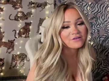 girl ari_02 image #5726648