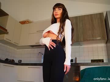 girl therealbonnieclydex image #3874381