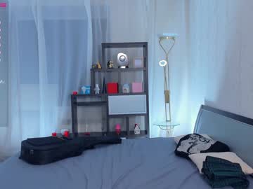 girl deliaderrick image #6105477