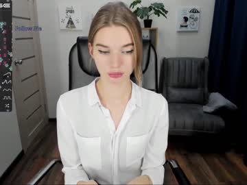 girl bett__bun image #832613