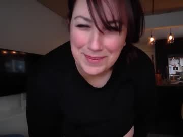 girl anniegetyourgun image #892907