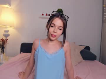 girl di_huny image #5635378