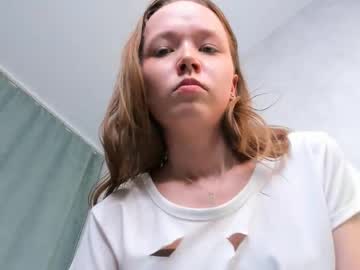 girl fly_best image #7002890