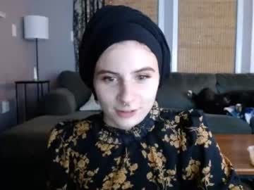 girl fiestyfatima1 image #2459334