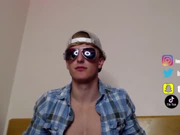man luckyloganx image #2600449