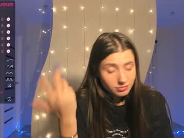 milaallen sex webcam