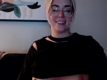 girl sleepybabyxo image #3419619