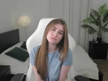 girl lilly_colins image #7001424