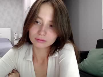 girl _hey_siri_ image #2491160