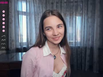 girl shy_media image #4574798